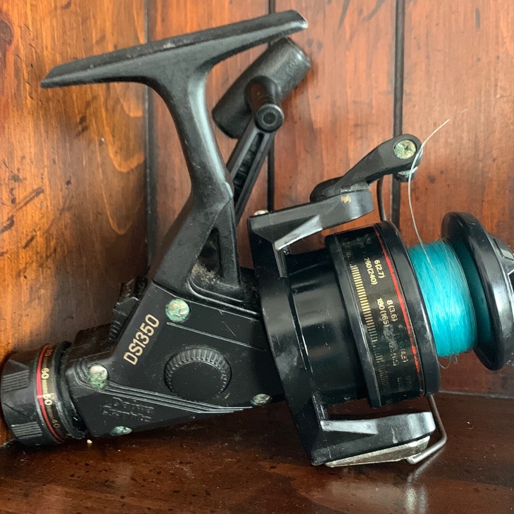 Graphite Daiwa Fishing Reel Spinning DS1350 1980 Freshwater Fresh Water